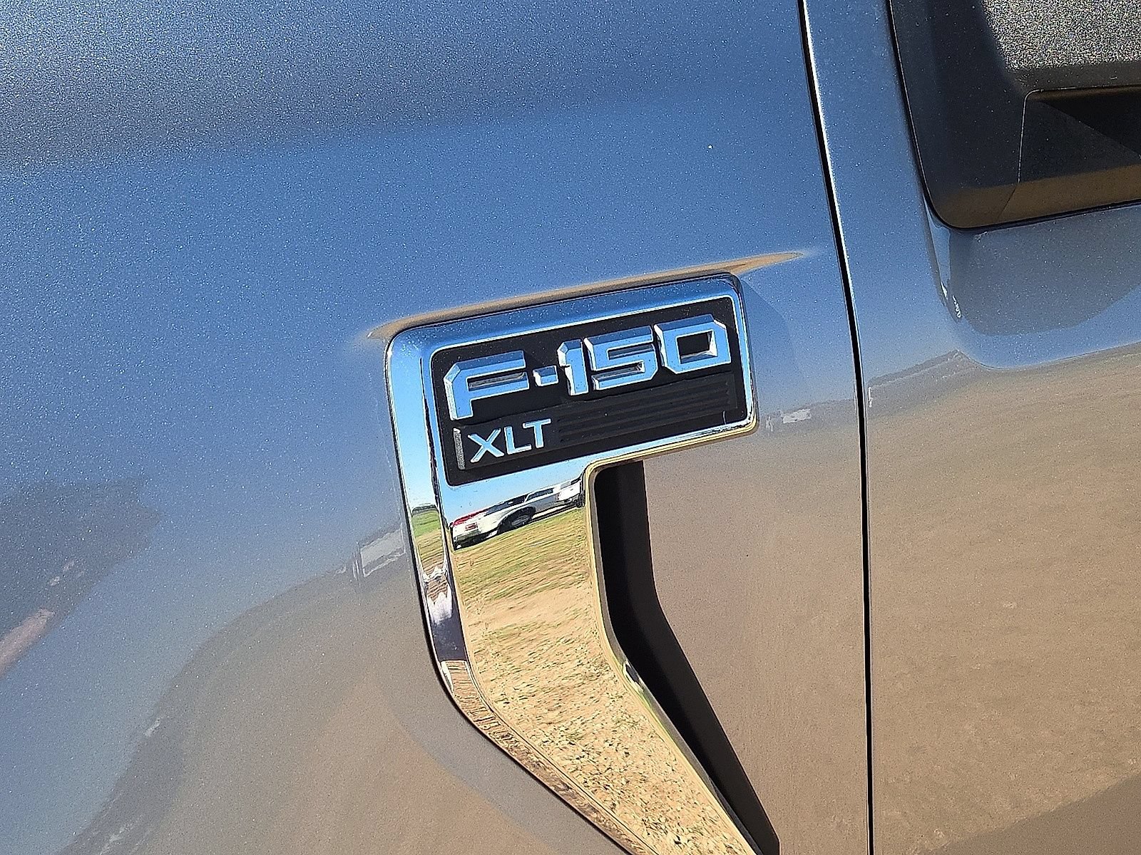 Used 2025 Ford F150 XLT w/ Equipment Group 301A Standard AWD/4WD image 11