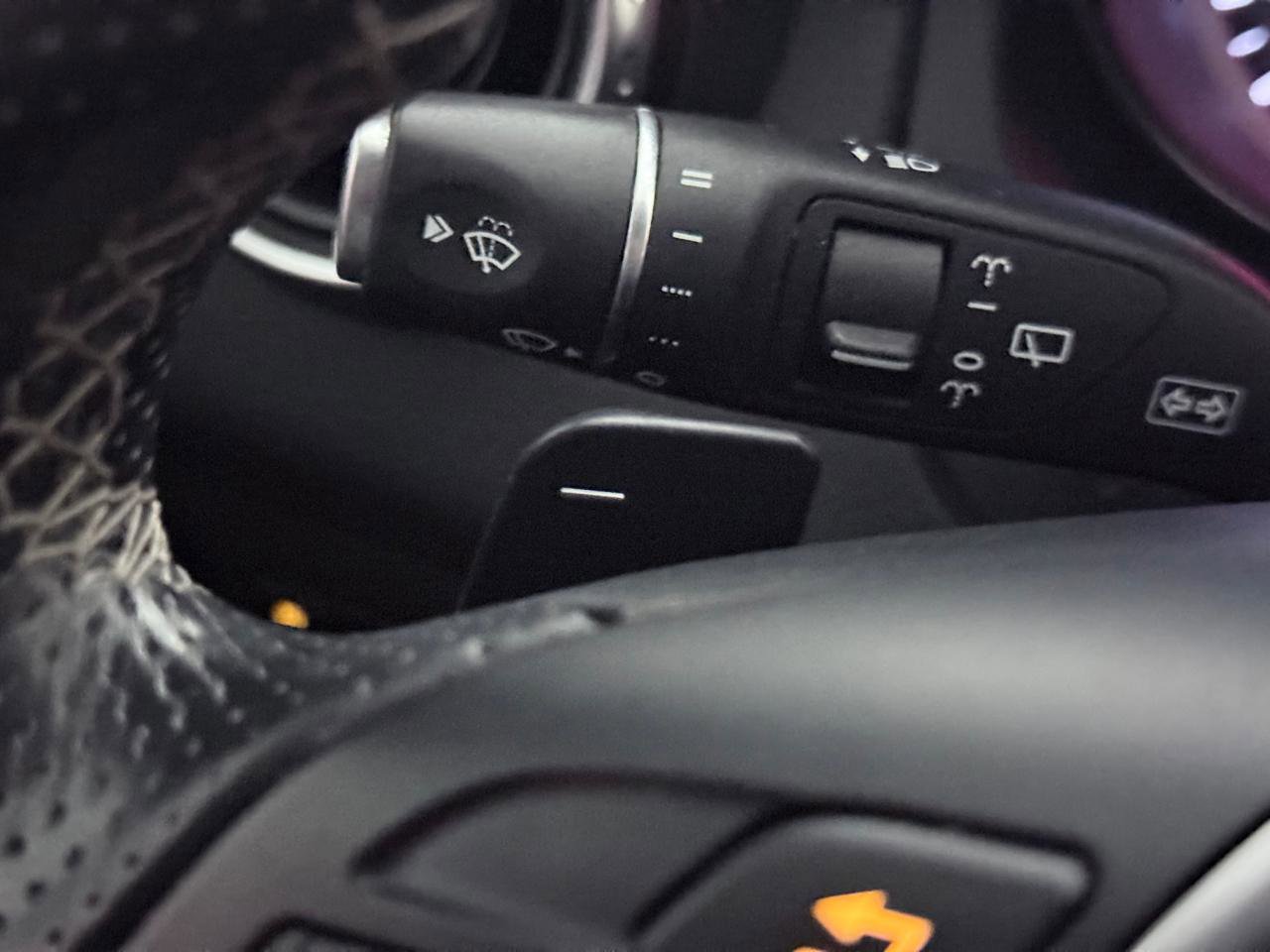 Used 2015 Mercedes-Benz GLA 250 4MATIC image 36