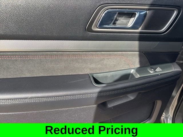 Used 2019 Ford Explorer XLT w/ Equipment Group 202A image 34