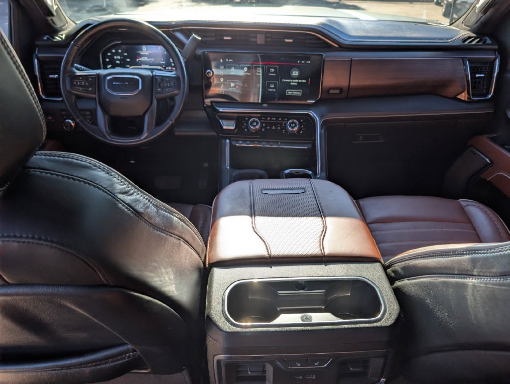 Used 2024 GMC Sierra 3500 Denali Ultimate AWD/4WD image 22