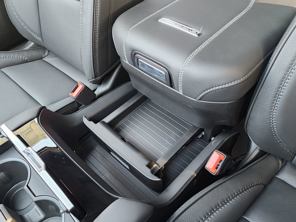 New 2026 GMC Yukon Denali image 40