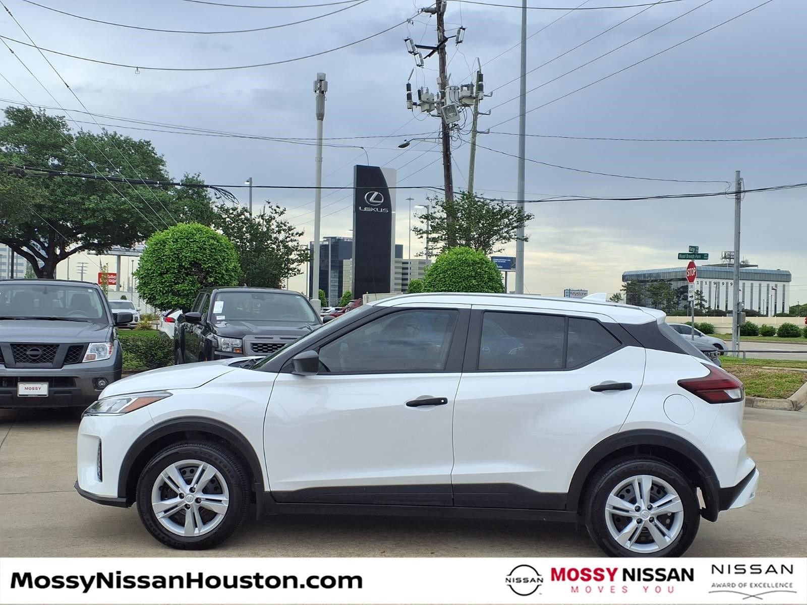 Used 2024 Nissan Kicks S image 5