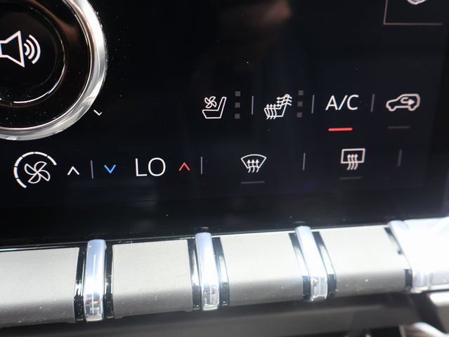 New 2026 GMC Yukon XL Elevation w/ Elevation Premium Package AWD/4WD image 30