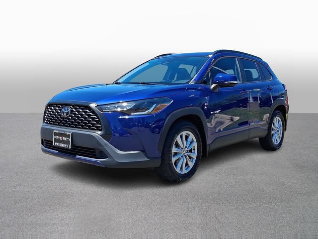 Certified 2023 Toyota Corolla Cross LE w/ Moonroof Package