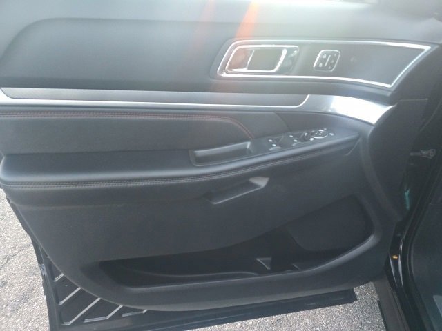 Certified 2018 Ford Explorer Sport w/ Equipment Group 401A image 11