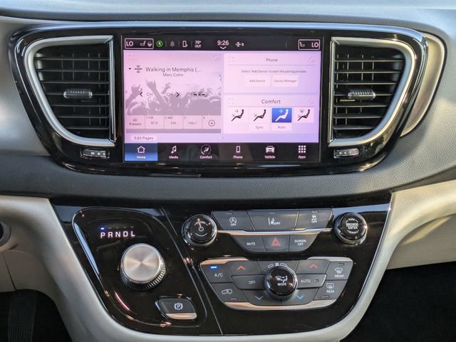 Used 2022 Chrysler Pacifica Touring-L image 20