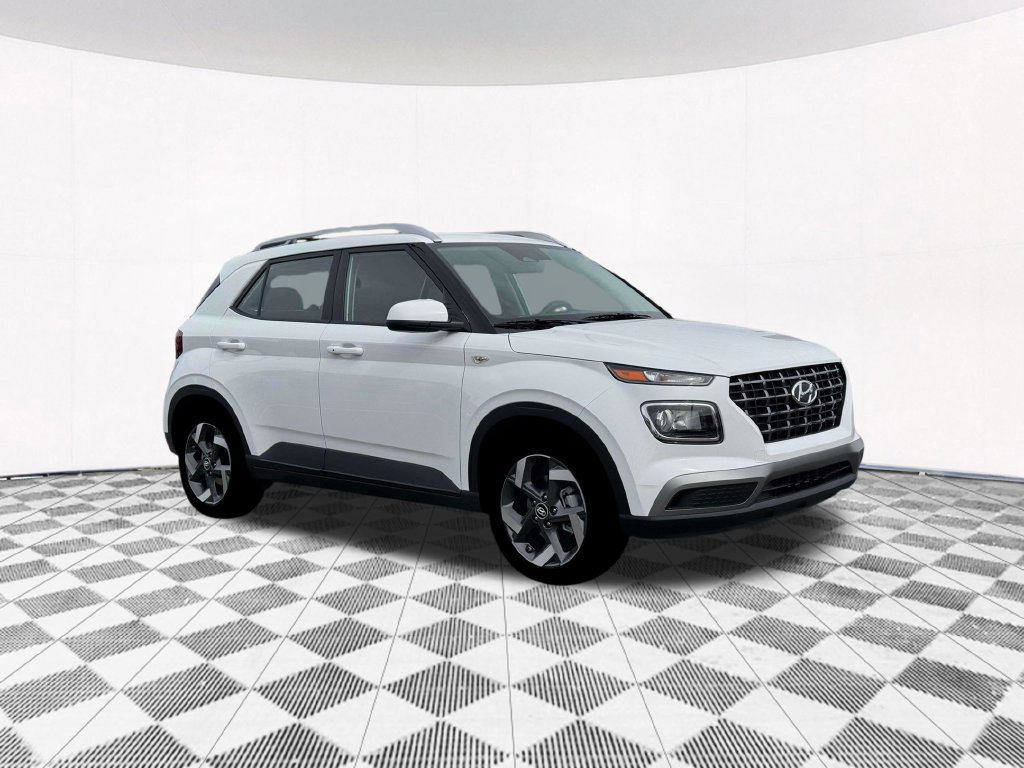New 2026 Hyundai Venue SEL FWD image 16
