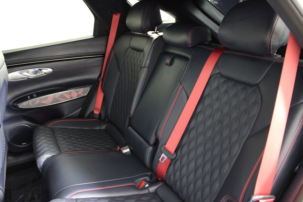 Used 2022 Genesis GV70 3.5T Sport w/ Sport Advanced Package AWD/4WD image 20