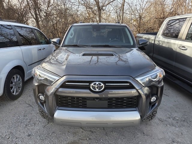 Used 2023 Toyota 4Runner TRD Off-Road Premium image 2