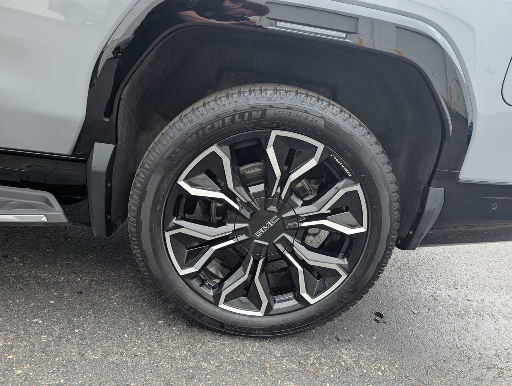 Used 2025 GMC Sierra EV Denali image 23