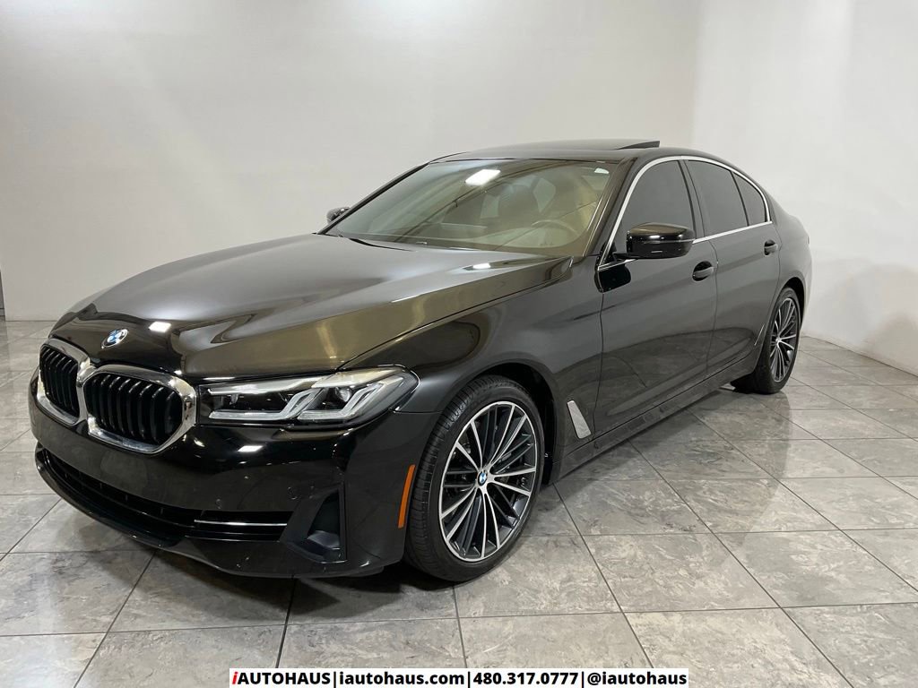Used 2022 BMW 540i w/ Convenience Package image 2