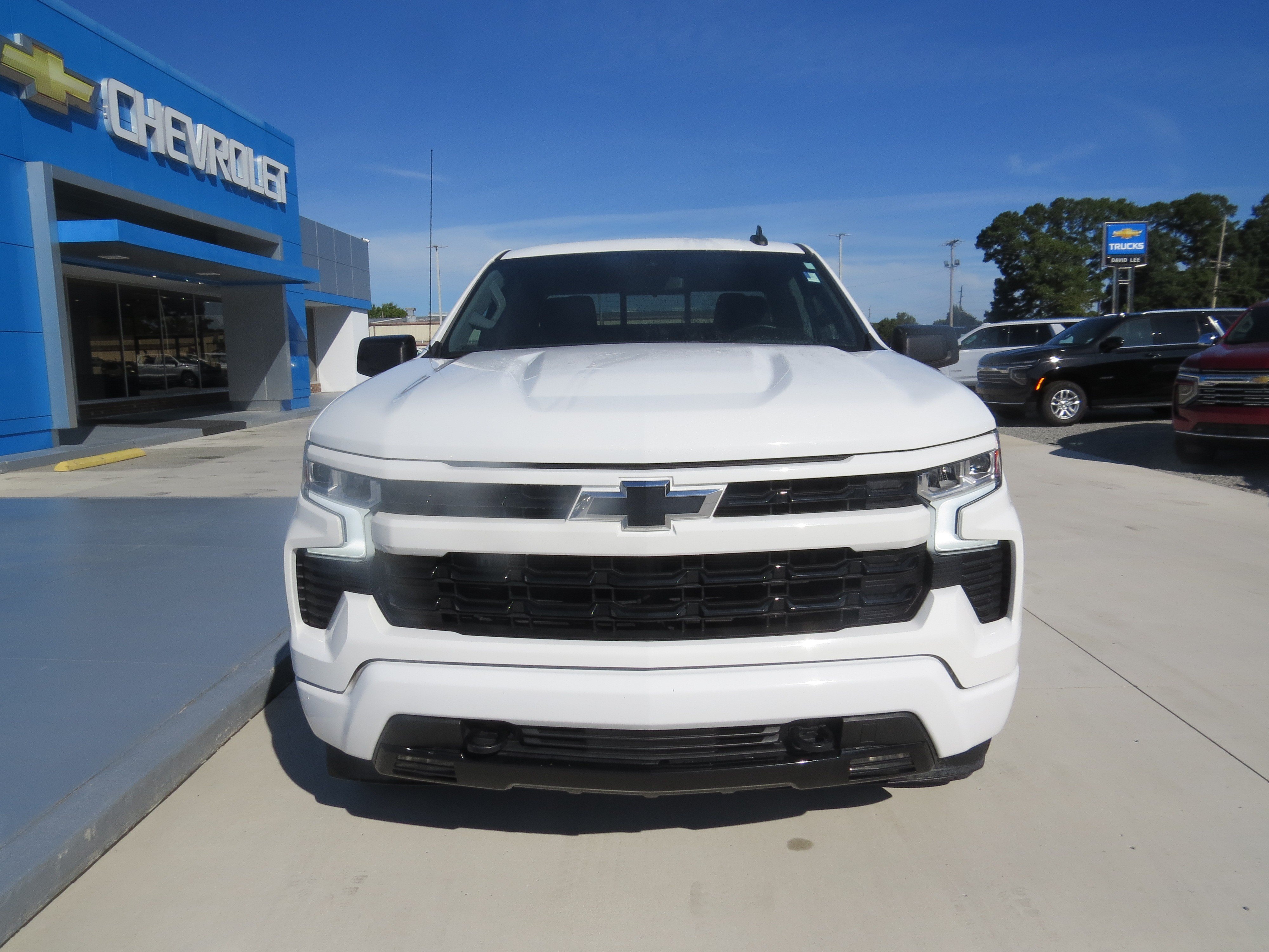 Used 2022 Chevrolet Silverado 1500 RST w/ Convenience Package II AWD/4WD image 10