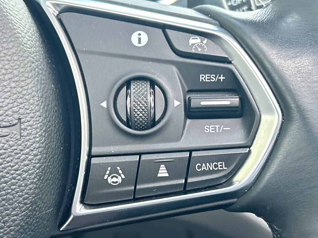 Used 2024 Acura MDX FWD w/ Technology Package image 12