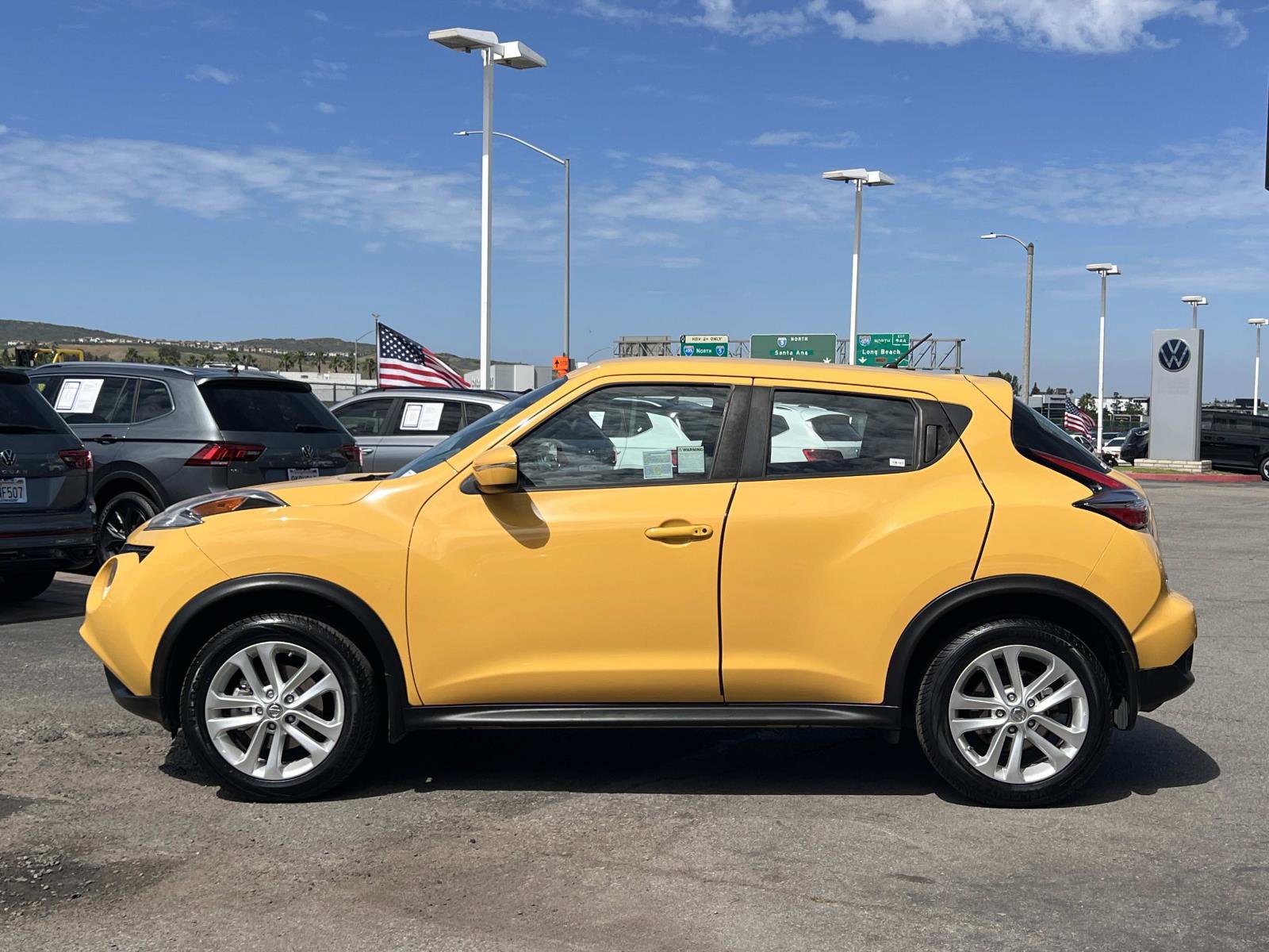 Used 2016 Nissan Juke S image 2
