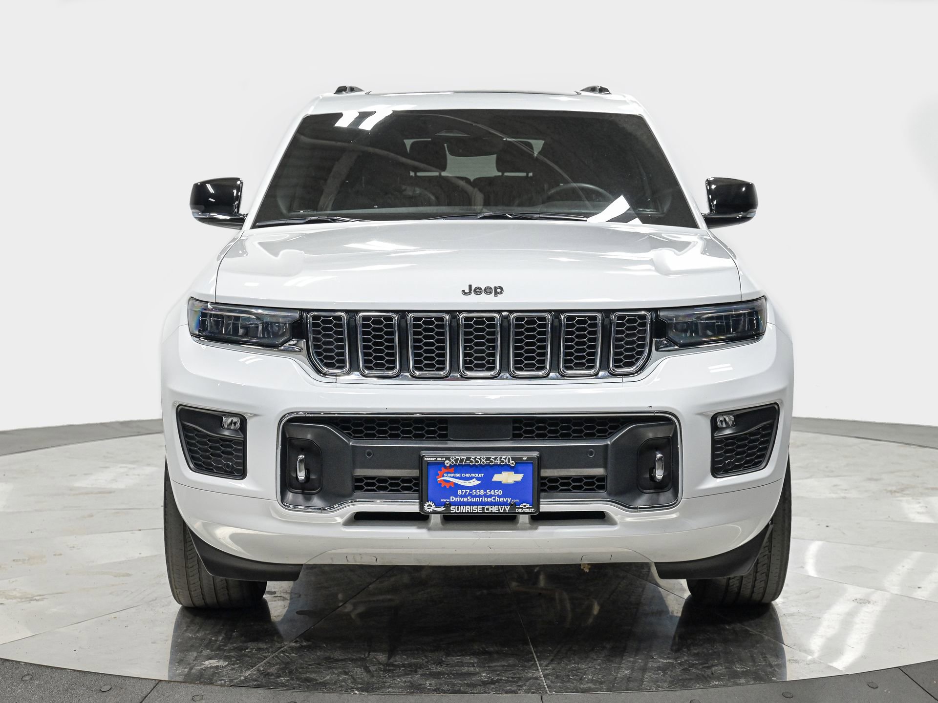 Used 2023 Jeep Grand Cherokee L Overland image 10