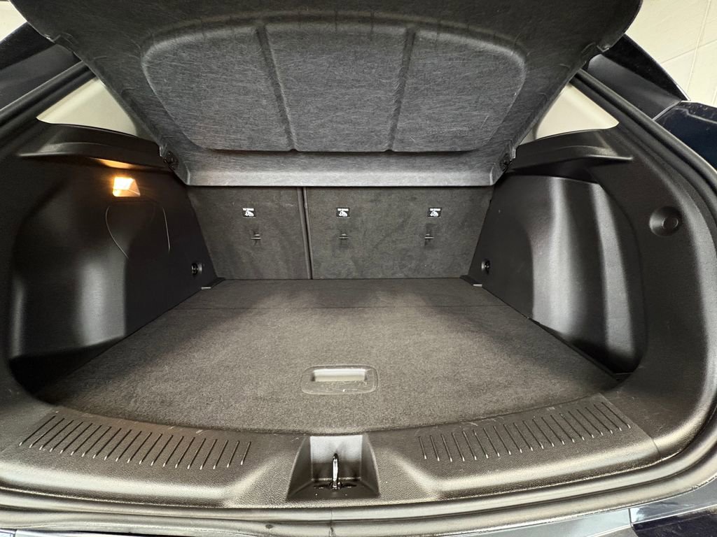 Used 2020 Buick Encore GX Essence w/ Experience Buick Package image 30