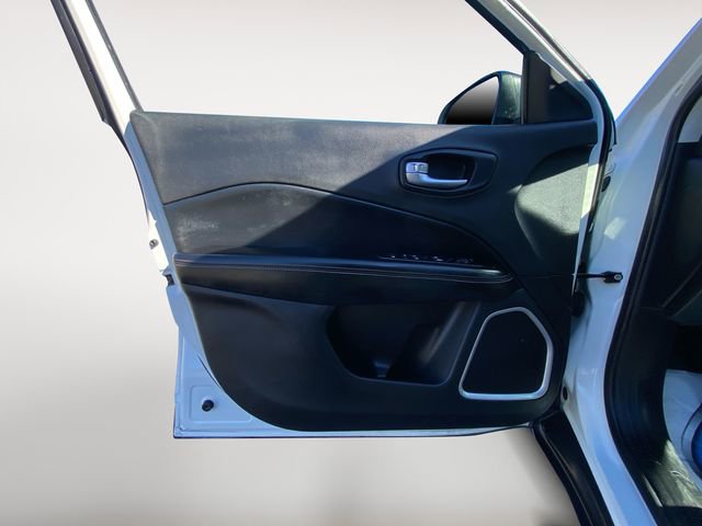 Used 2021 Jeep Compass Sport image 16