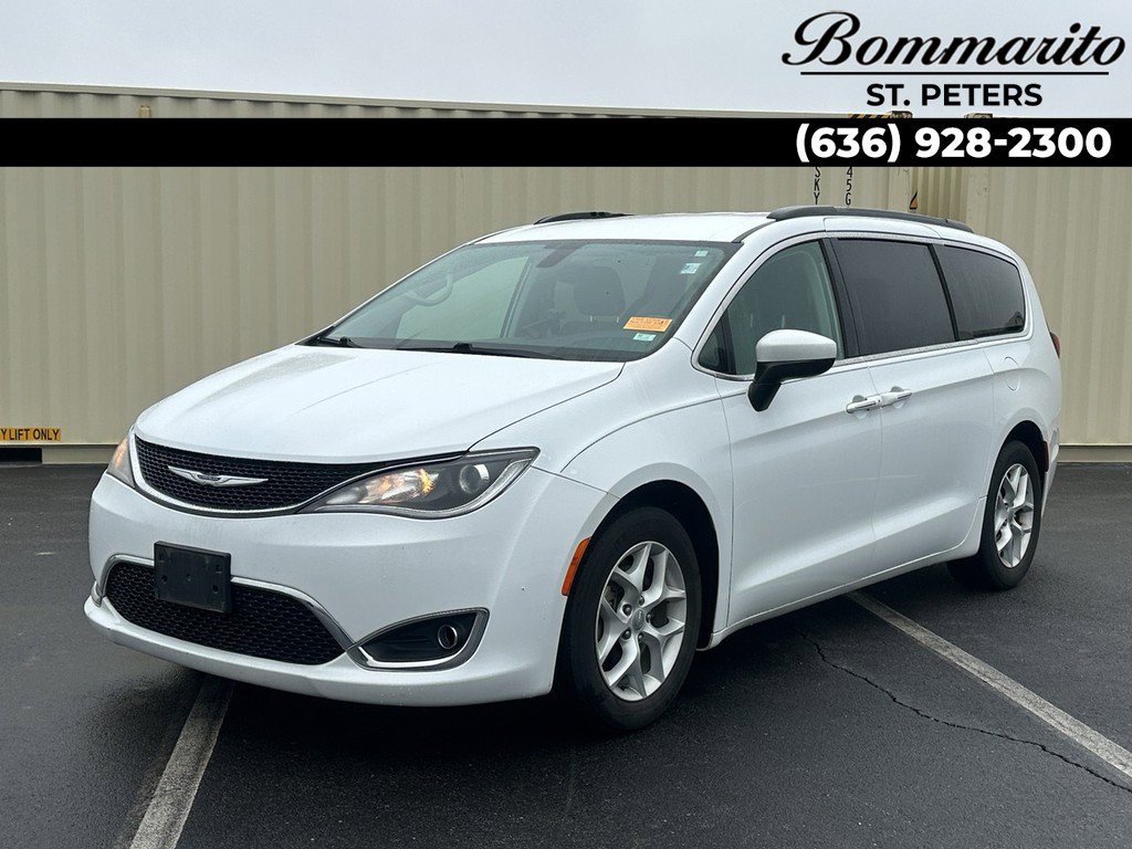 Used 2017 Chrysler Pacifica Touring Plus w/ Tire & Wheel Group