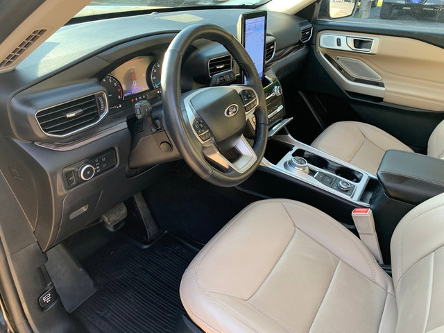 Used 2023 Ford Explorer Limited w/ Limited Technology Package AWD/4WD image 27