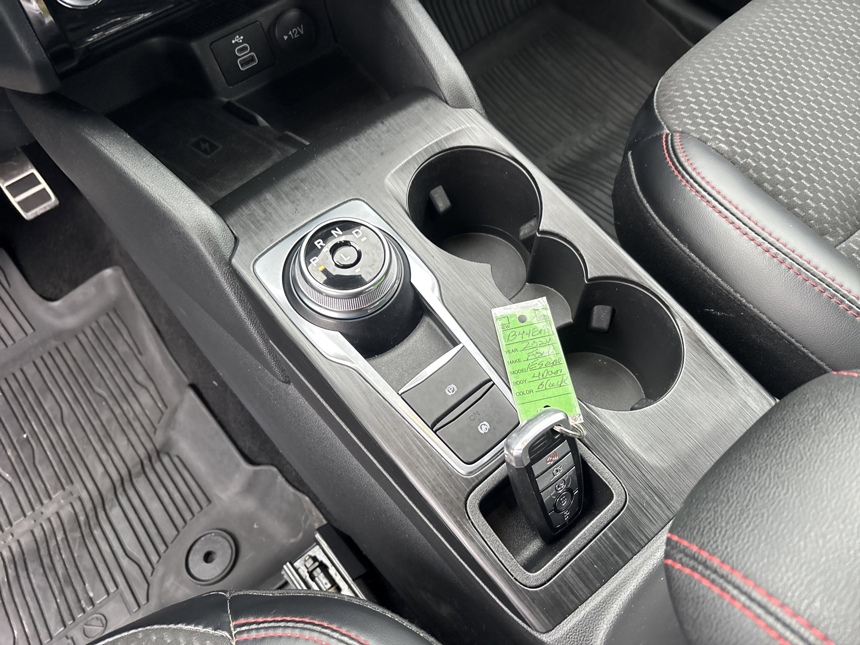 Used 2024 Ford Escape ST-Line Select w/ Tech Pack #2 image 14