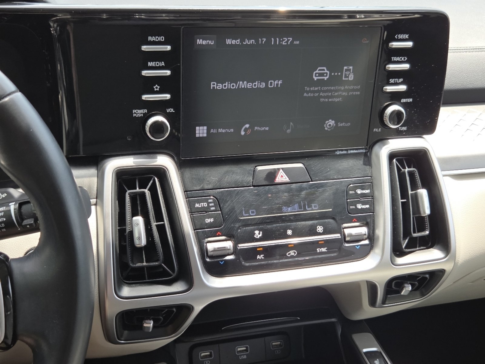 Used 2021 Kia Sorento S FWD image 33