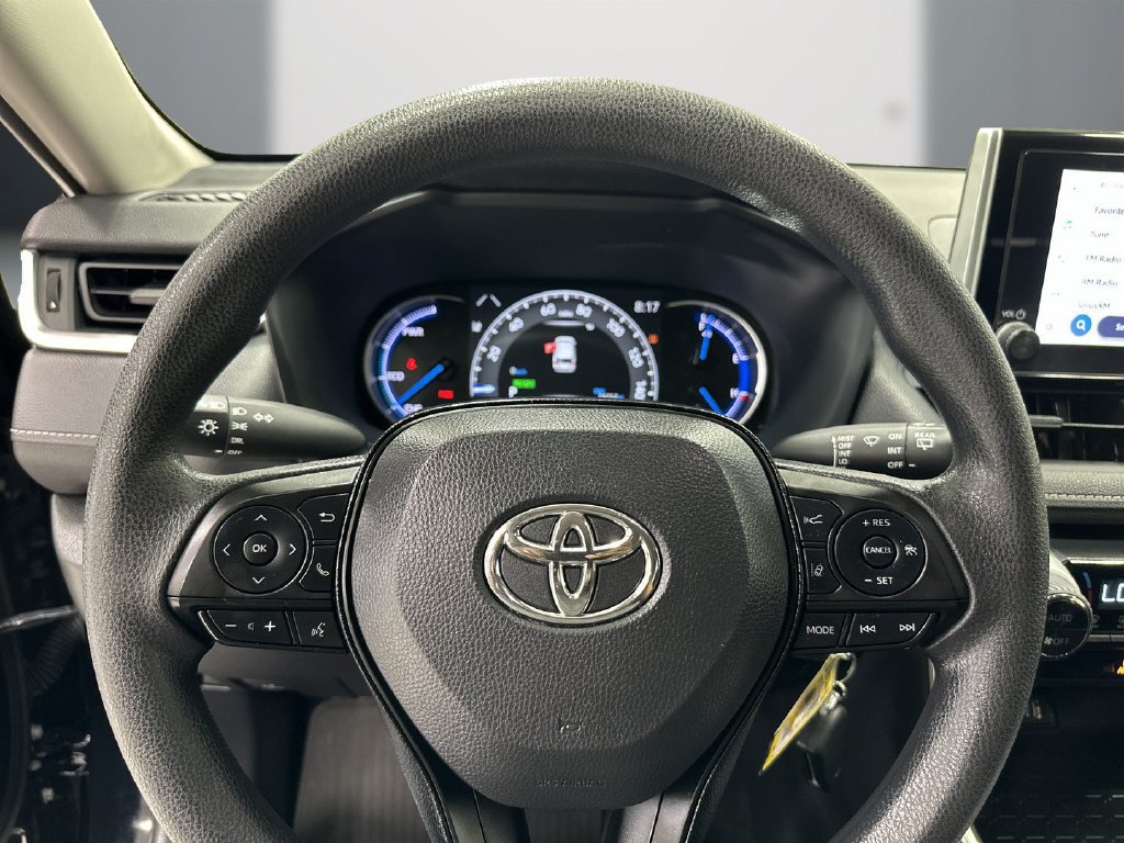 Used 2024 Toyota RAV4 LE AWD/4WD image 22