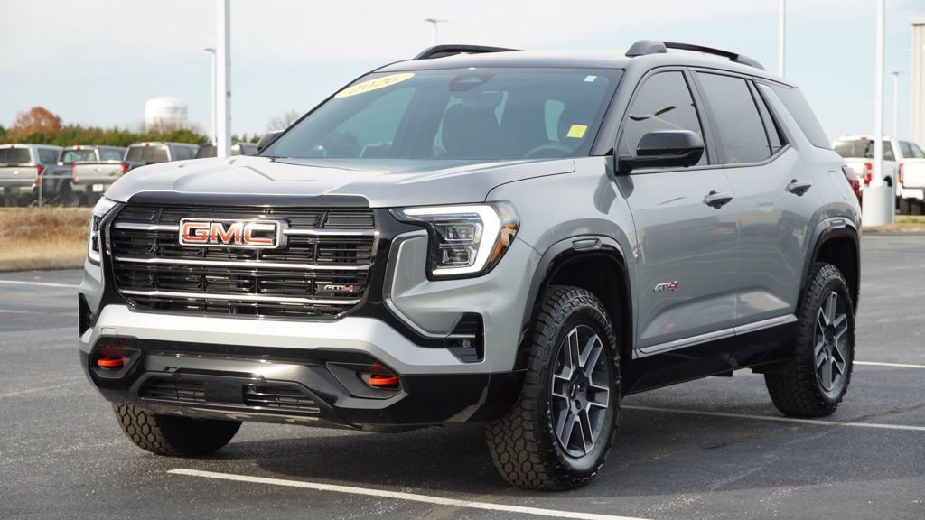 Used 2026 GMC Terrain AT4 w/ Convenience Package III image 9