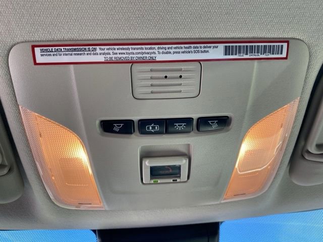 Used 2021 Toyota Corolla LE image 19