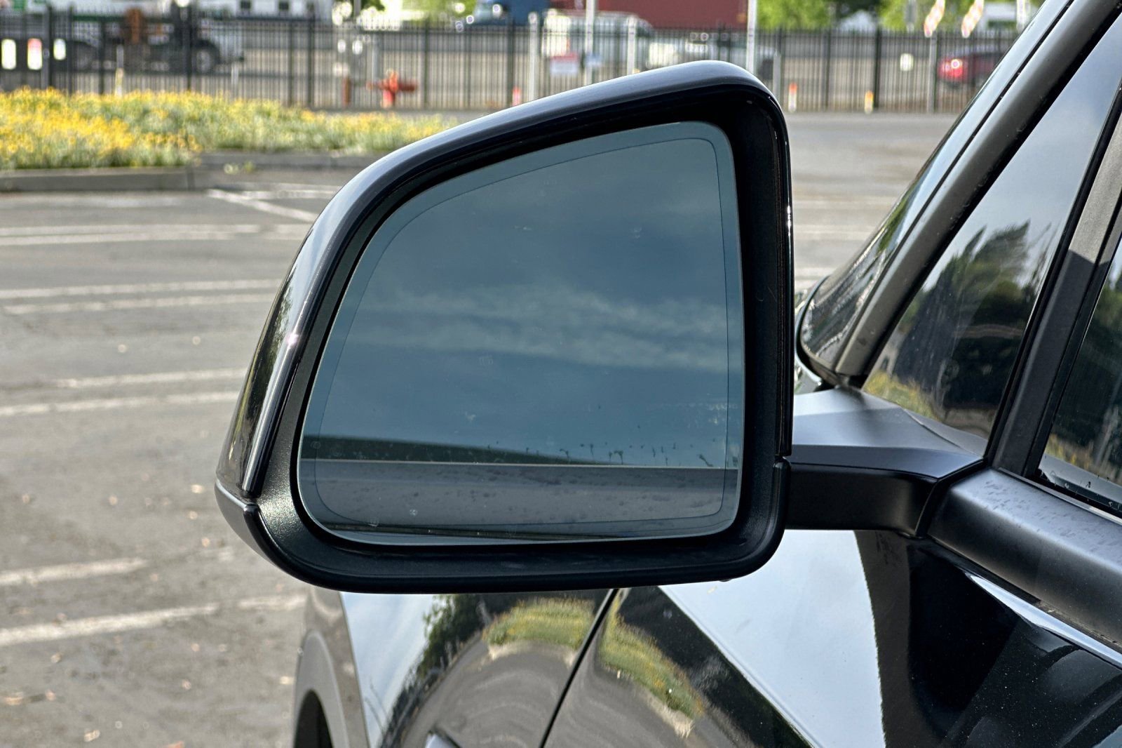 Used 2024 Tesla Model Y Long Range image 51