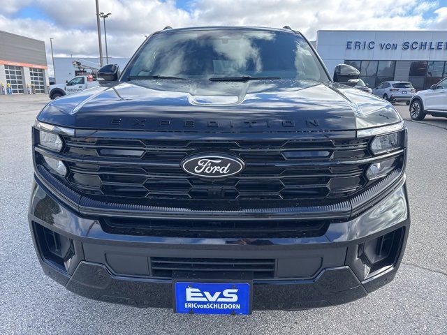 New 2025 Ford Expedition Max Platinum image 8