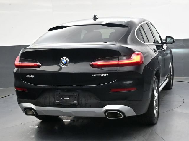 Used 2023 BMW X4 xDrive30i w/ Premium Package image 4