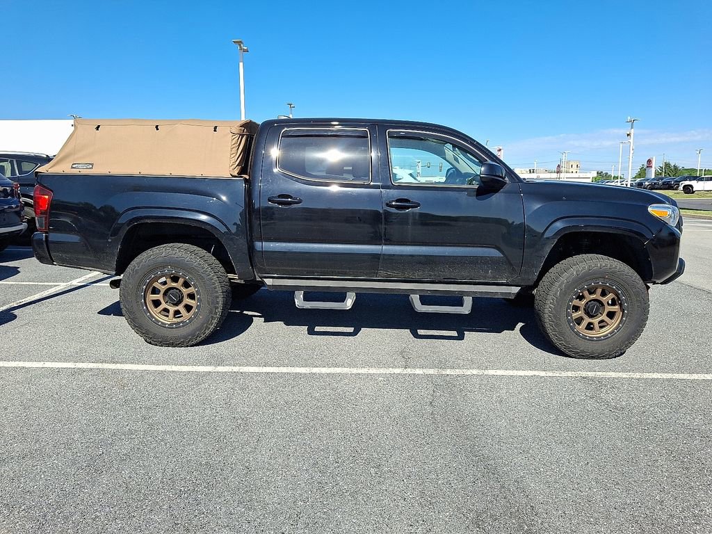 Used 2023 Toyota Tacoma SR AWD/4WD image 6