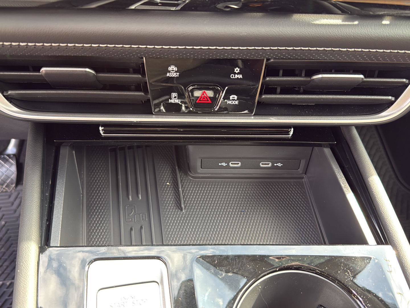 New 2026 Volkswagen Atlas SE image 21