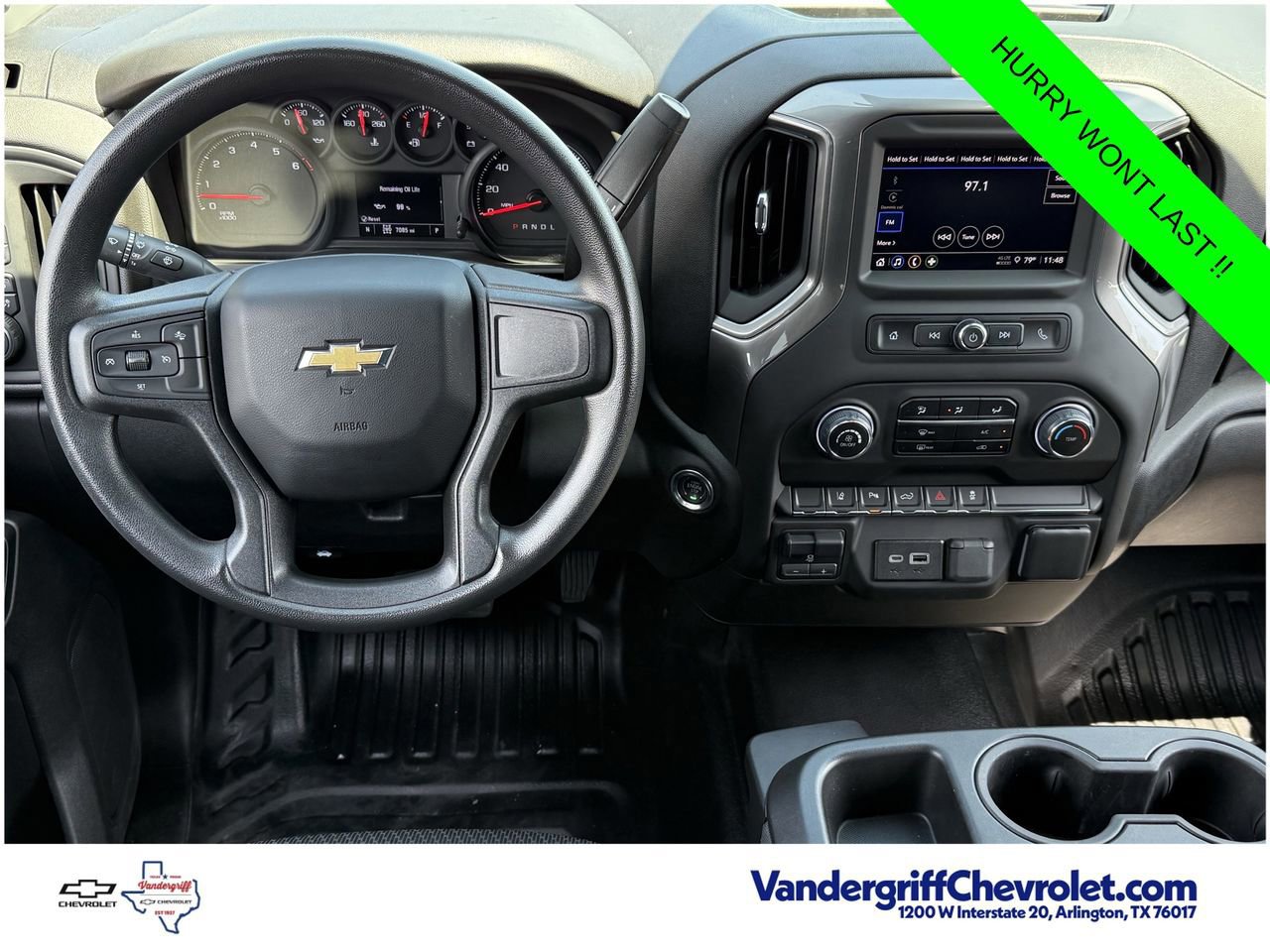 Used 2025 Chevrolet Silverado 2500 W/T w/ WT/CX Safety Package AWD/4WD image 11