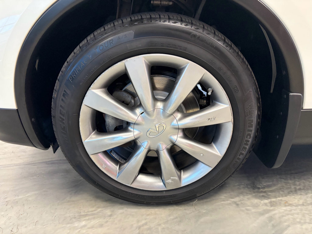Used 2017 INFINITI QX50 AWD w/ Premium Plus Package image 24