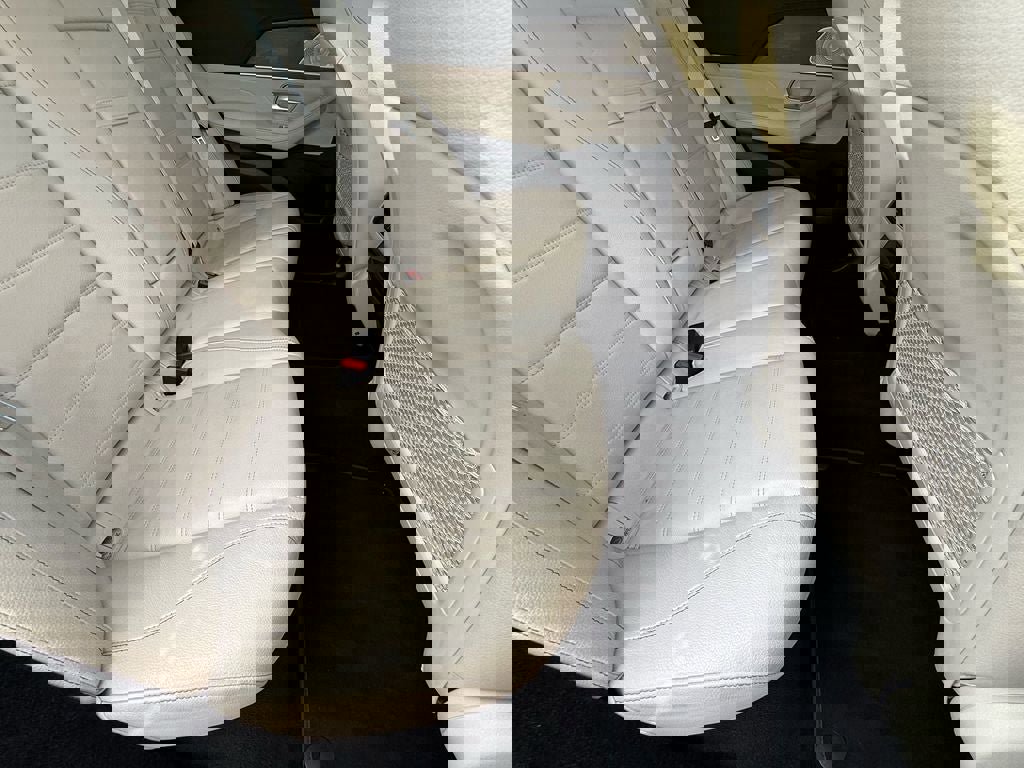 Used 2021 Mercedes-Benz GLE 450 4MATIC image 11