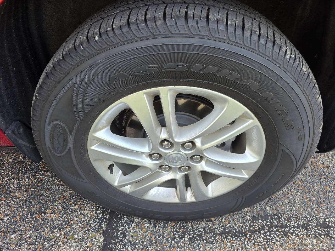 Used 2019 Buick Enclave Essence FWD image 23
