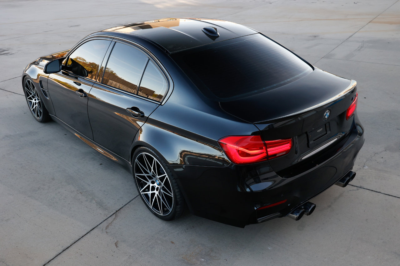 Used 2018 BMW M3 Coupe w/ Competition Package image 9