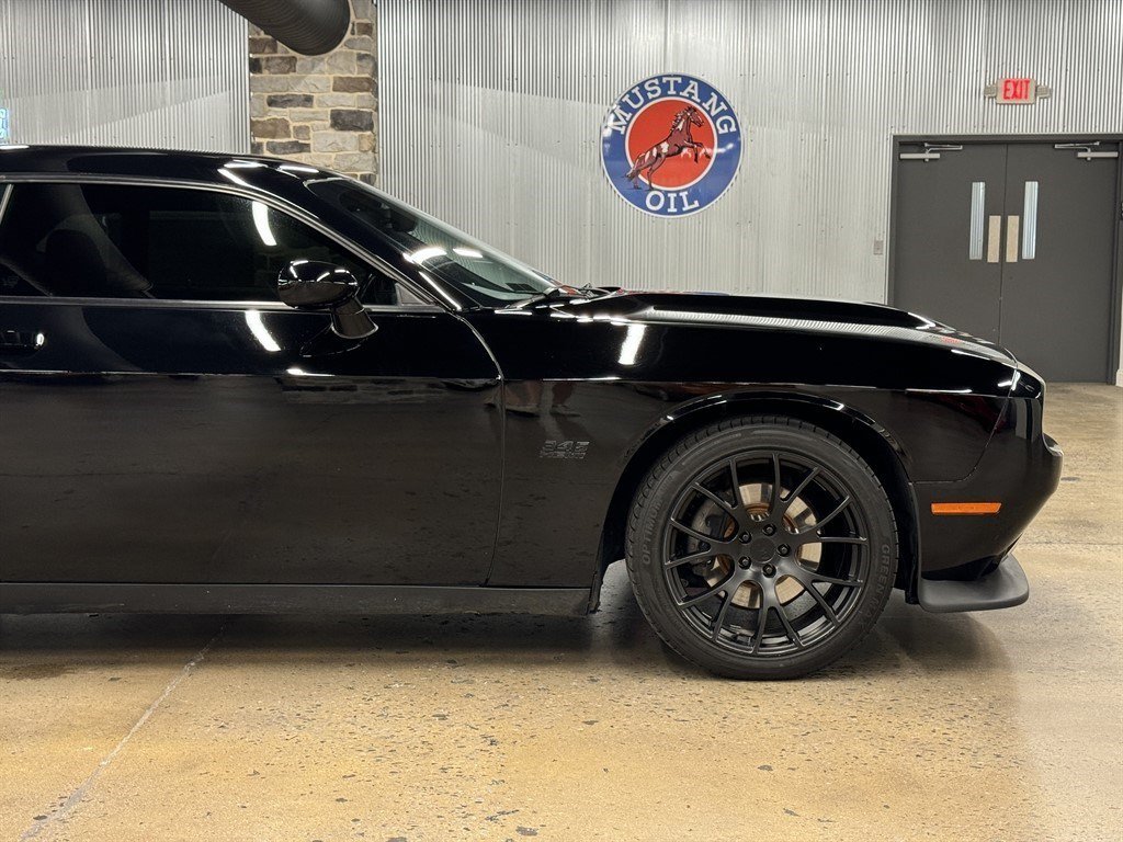 Used 2021 Dodge Challenger R/T RWD image 19