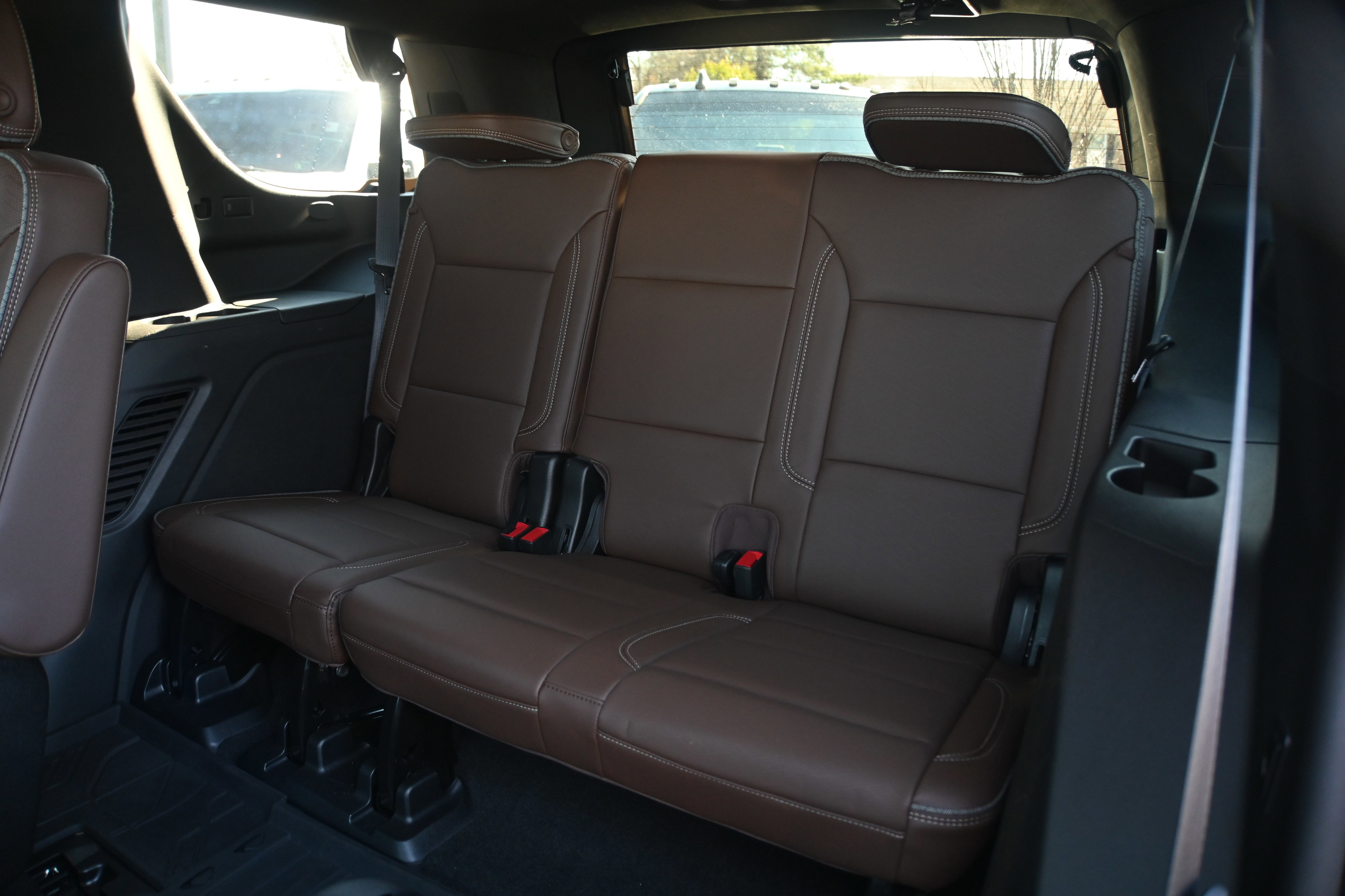 Used 2021 Chevrolet Tahoe High Country w/ Premium Package image 12