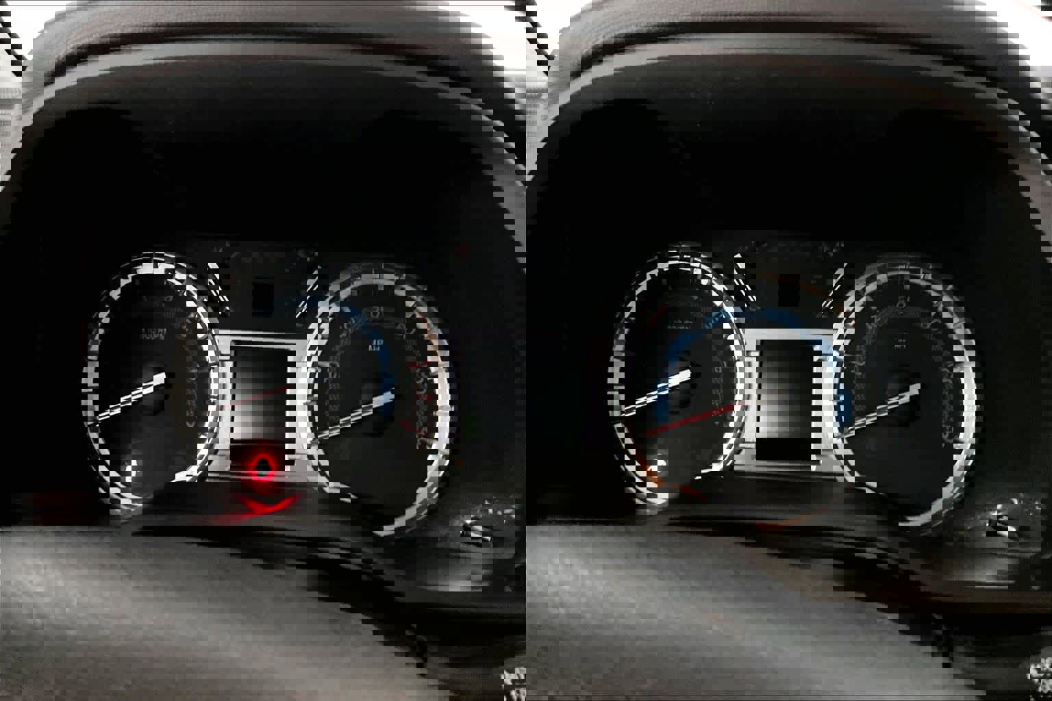 Used 2019 Toyota 4Runner Limited AWD/4WD image 26