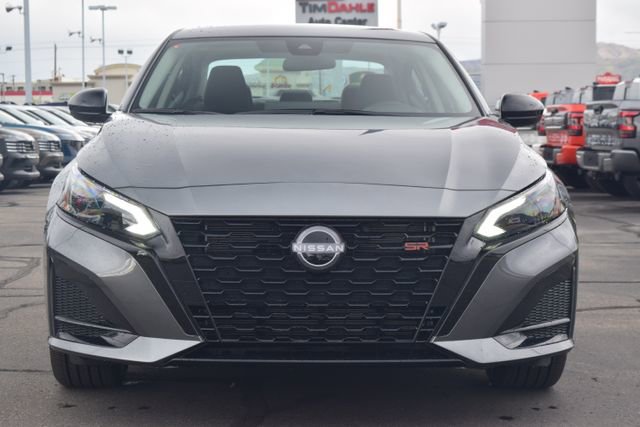 New 2026 Nissan Altima 2.5 SR AWD/4WD image 2