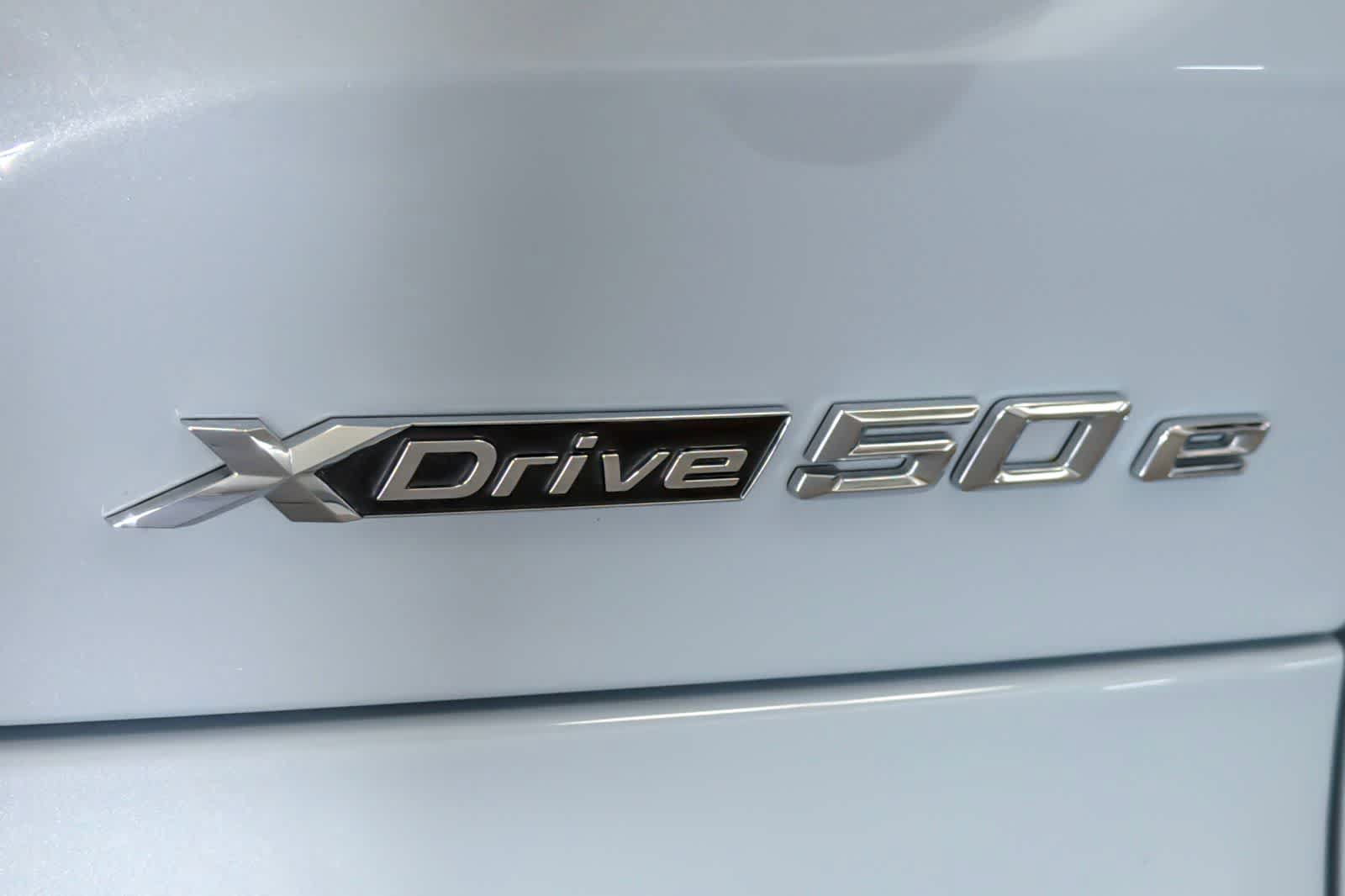 Used 2024 BMW X5 xDrive50e w/ Executive Package AWD/4WD image 28