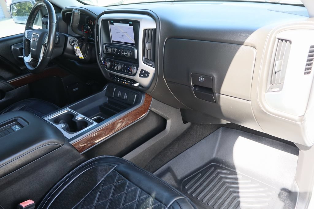 Used 2017 GMC Sierra 1500 SLT AWD/4WD image 30