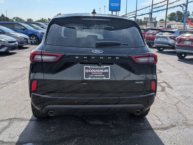 Used 2023 Ford Escape ST-Line w/ Tech Pack #1 AWD/4WD image 6