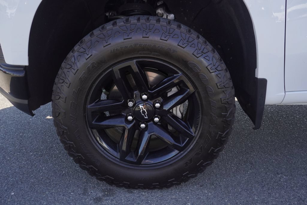 Used 2020 Chevrolet Silverado 1500 LT Trail Boss AWD/4WD image 4