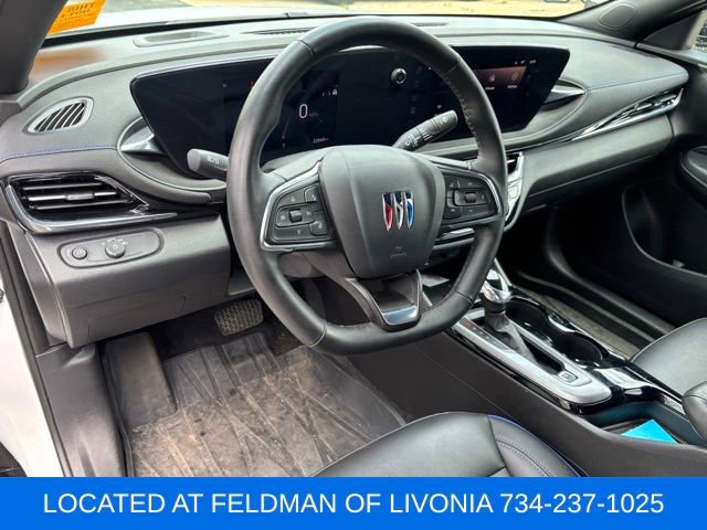 Certified 2025 Buick Envista Sport Touring w/ Convenience I Package FWD image 7
