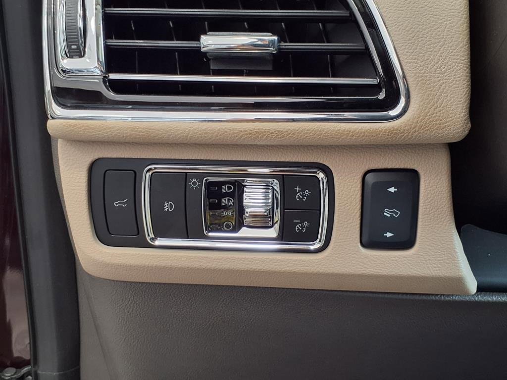 New 2024 Lincoln Navigator Reserve image 19