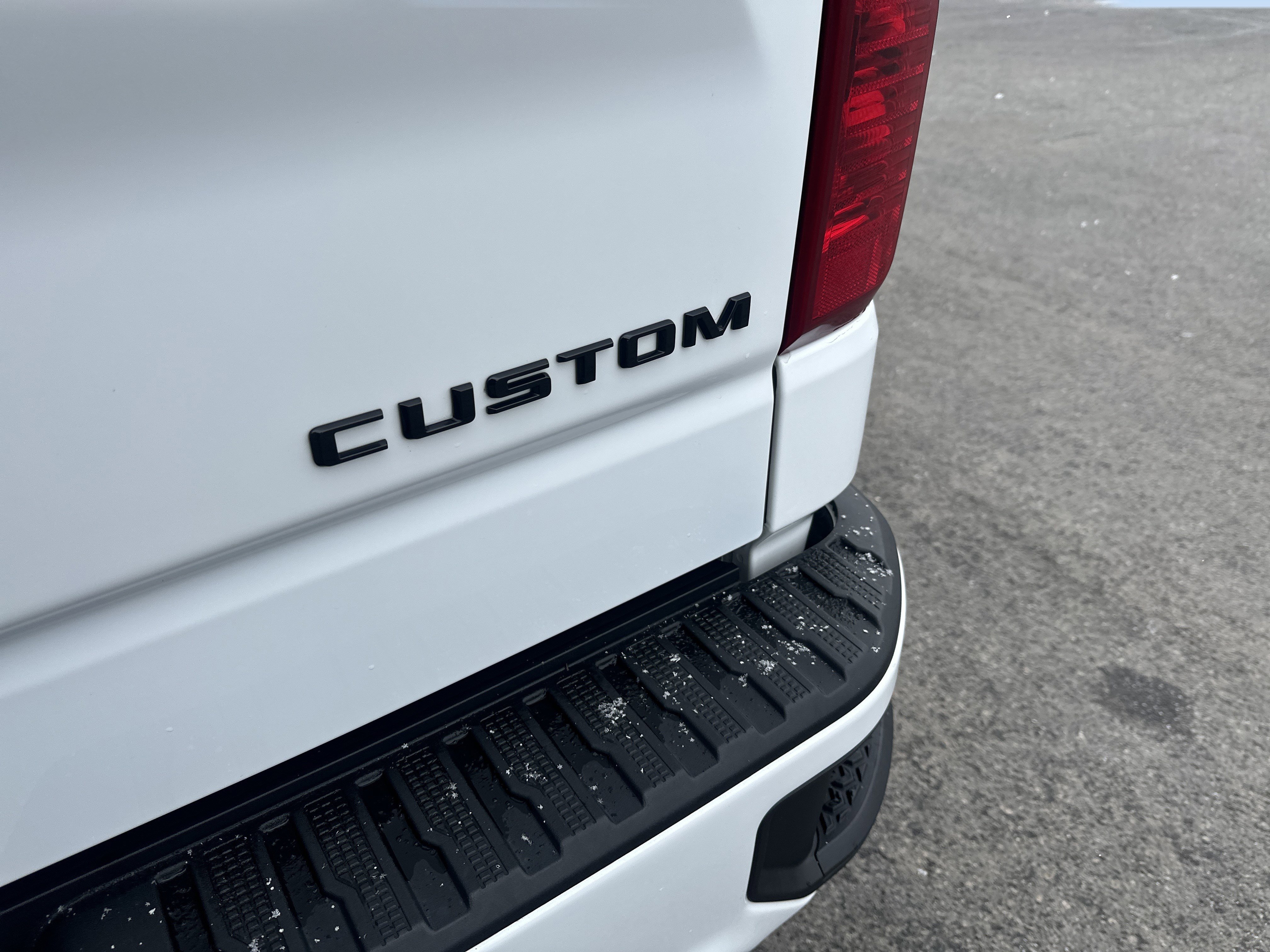 Certified 2023 Chevrolet Silverado 1500 Custom w/ LPO, Dark Essentials Package image 6