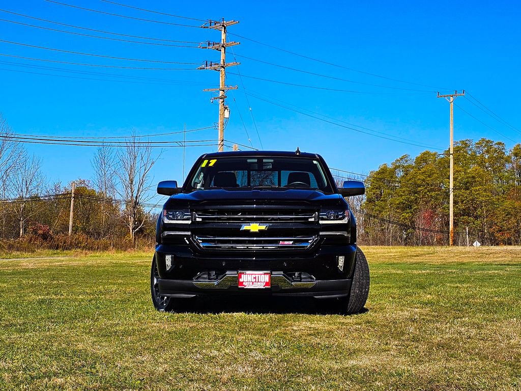 Used 2017 Chevrolet Silverado 1500 LTZ Z71 w/ LTZ Plus Package image 9